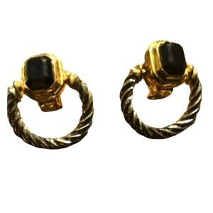VINTAGE CLIP ON WRAPPED EARRINGS COMFORTABLE